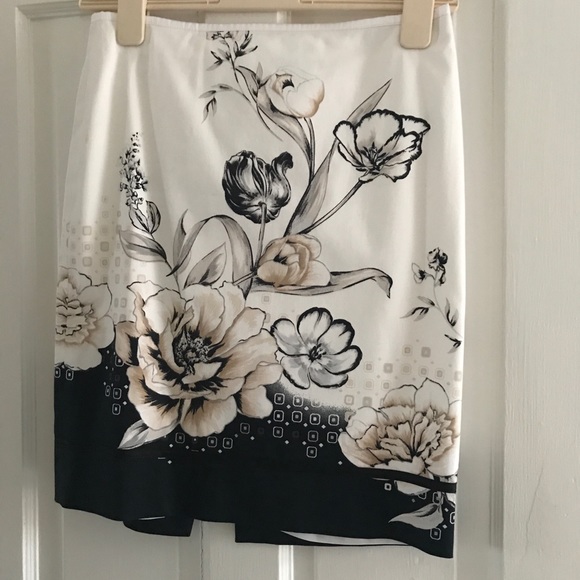 Flower Print WHBM Skirt - Picture 1 of 5